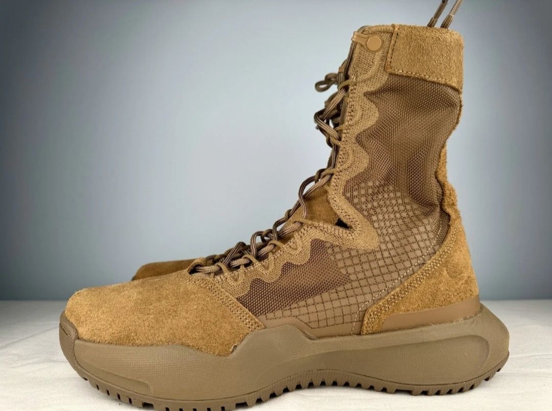 Nike SFB B1 42 US 9 Нові тактичні Черевики Літні Берці Койот Замша