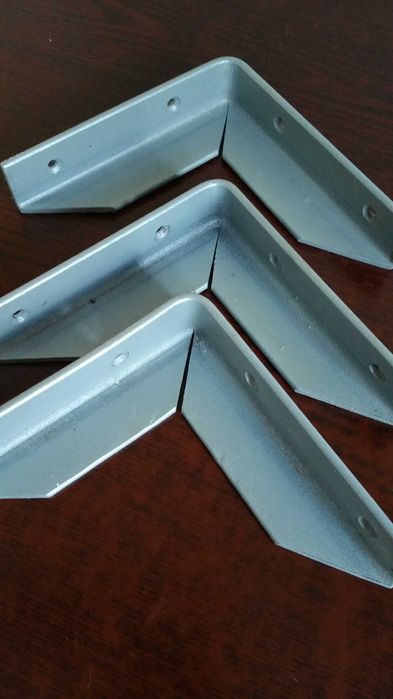 Уголки для полок