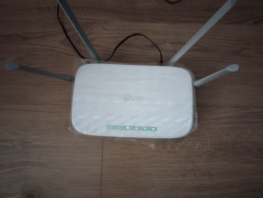 Router wifi TP link (jak nowy)
