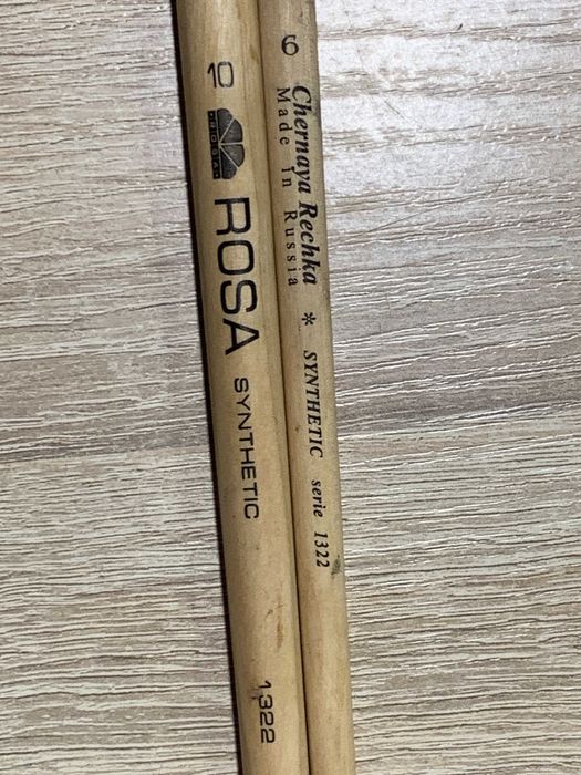 Кисть для рисования Rosa