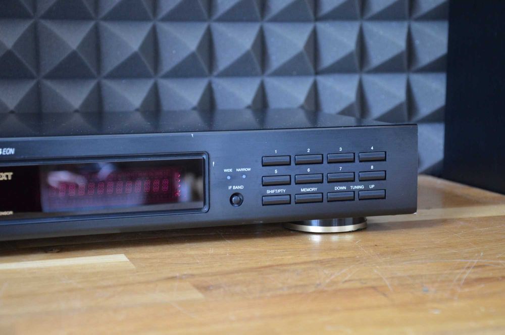 Tuner Denon TU-425RD