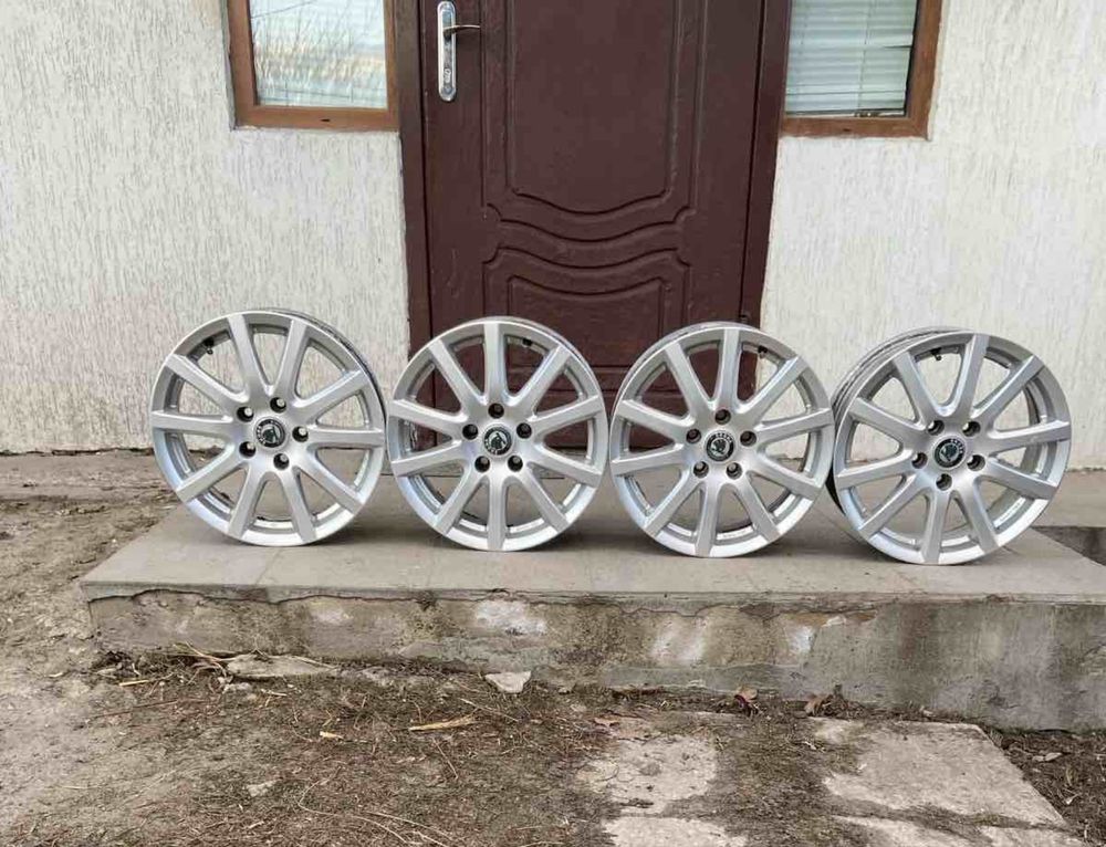 Титани R16 5*112 диски