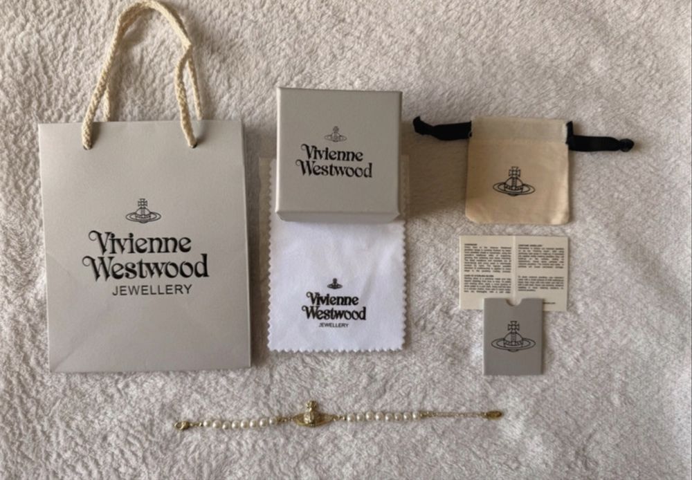 Pulseira Vivienne Westwood Pérolas Dourada