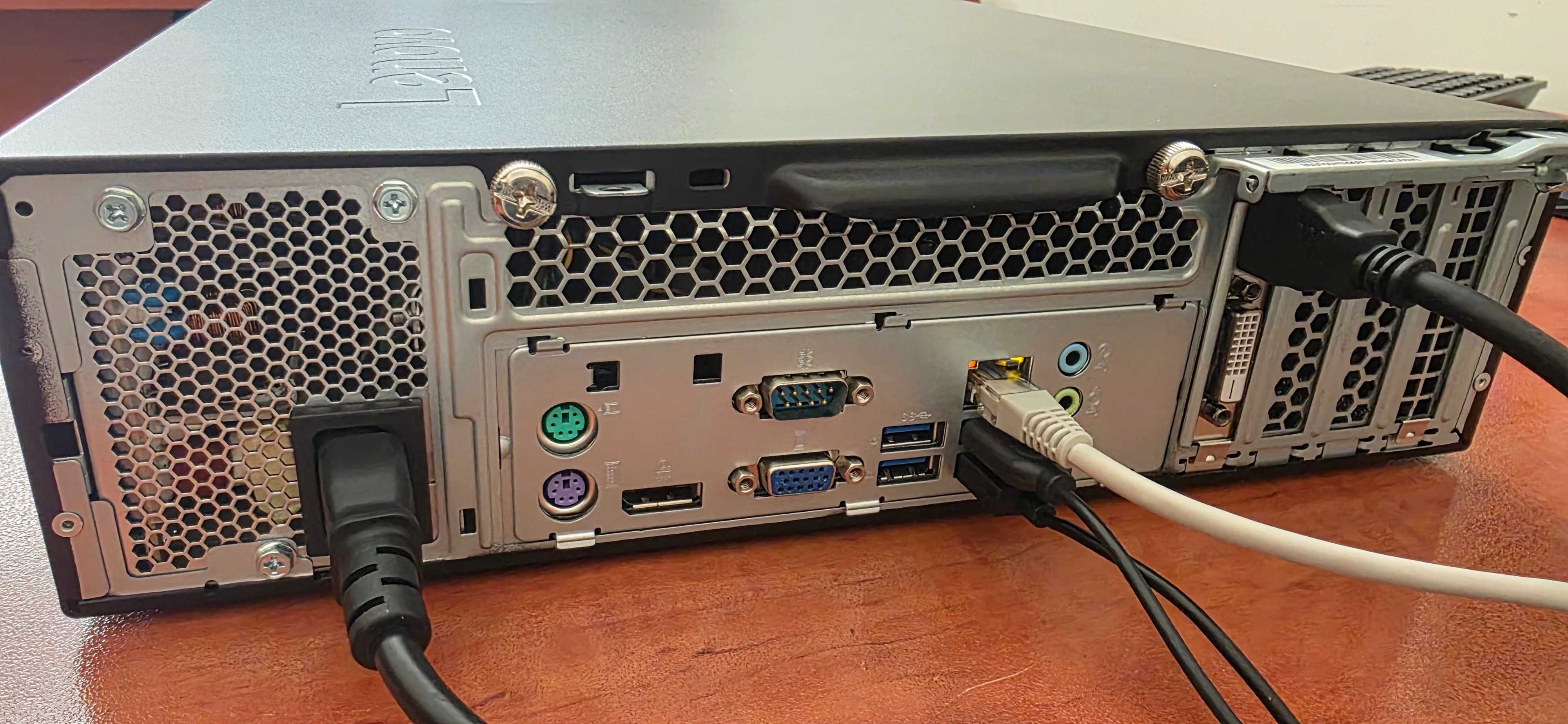 Komputer Lenovo ThinkCentre M700\IntelG4500\16GB/SSD1TB\Geforce730GT
