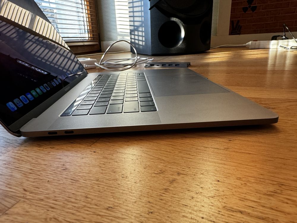 Macbook PRO 15 16Gb 500GB Nowa Bateria