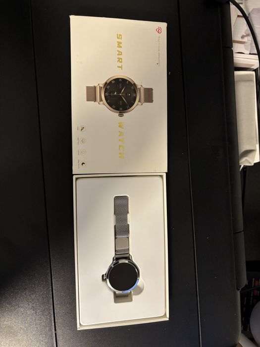 Smartwatch com Bracelete Metálica – Novo na Caixa