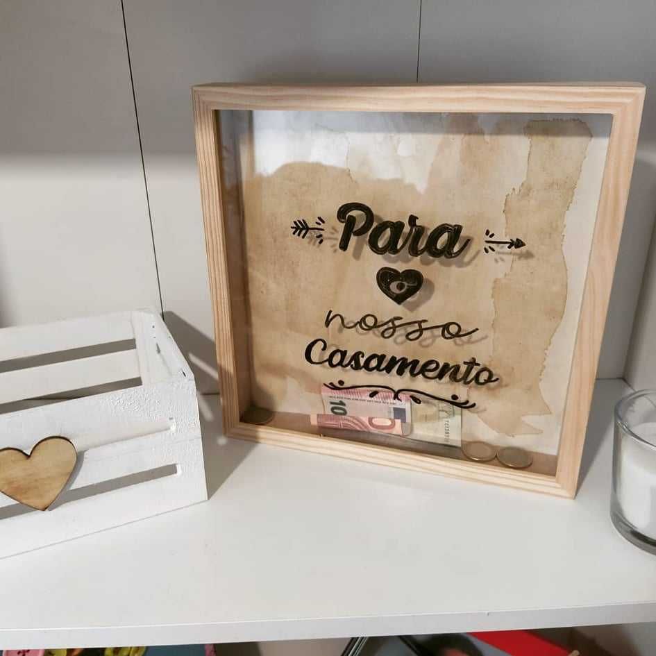 Moldura mealheiro personalizável