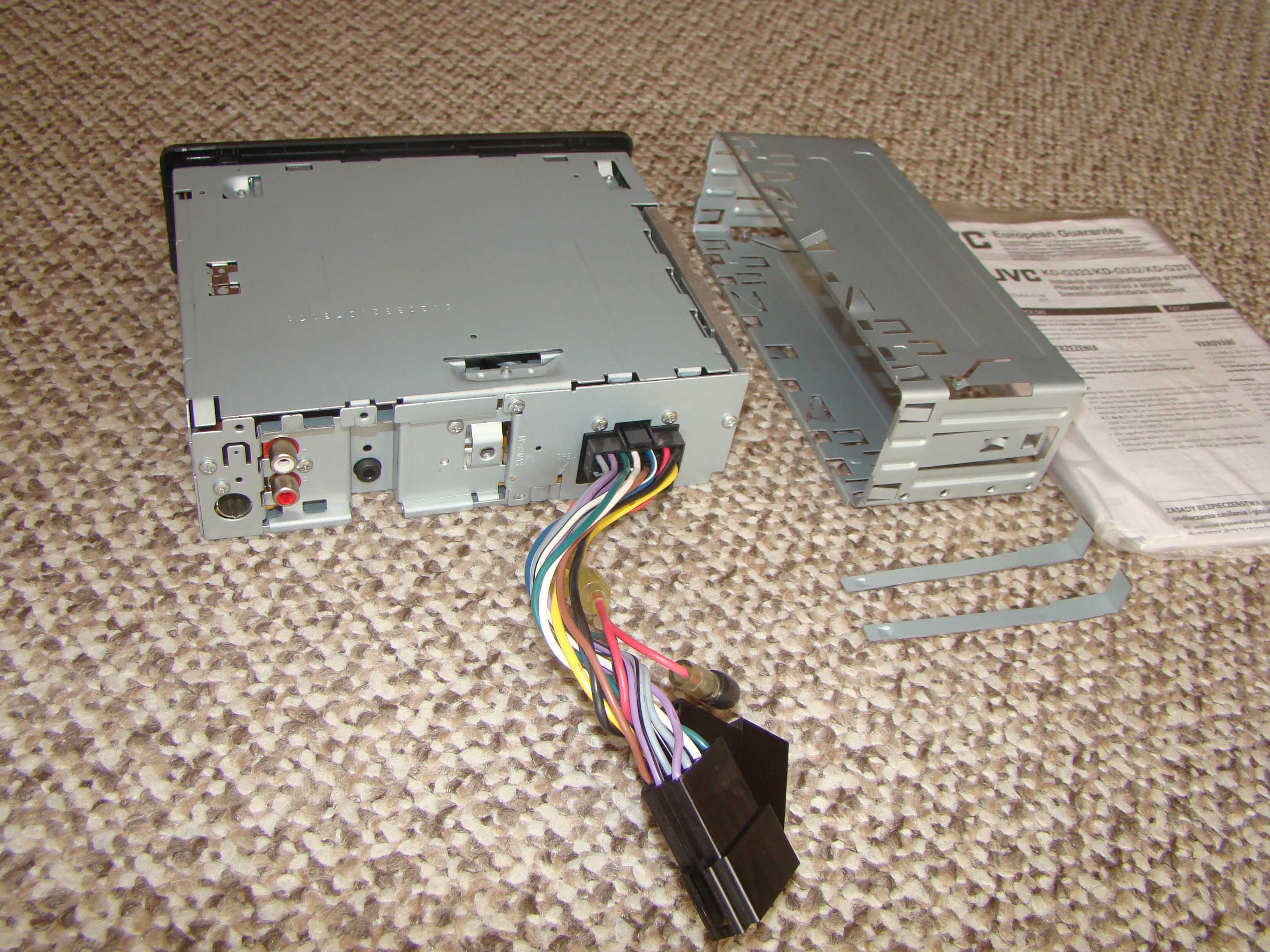 Samochodowy radio odtwarzacz z CD cenionej firmy JVC KD-G332