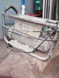 Wibrator do betonu Dynapac