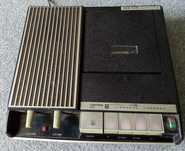 Magnetofon MK 125 z zasilaczem, sprawny