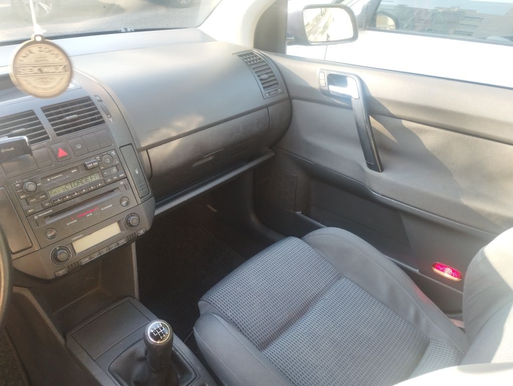Volkswagen Polo 1.4 Gasolina – 2002