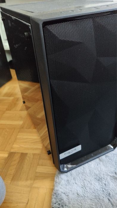 Obudowa Fractal Design Meshify Mini C (FDCAMESHCMINIBKOTGD)