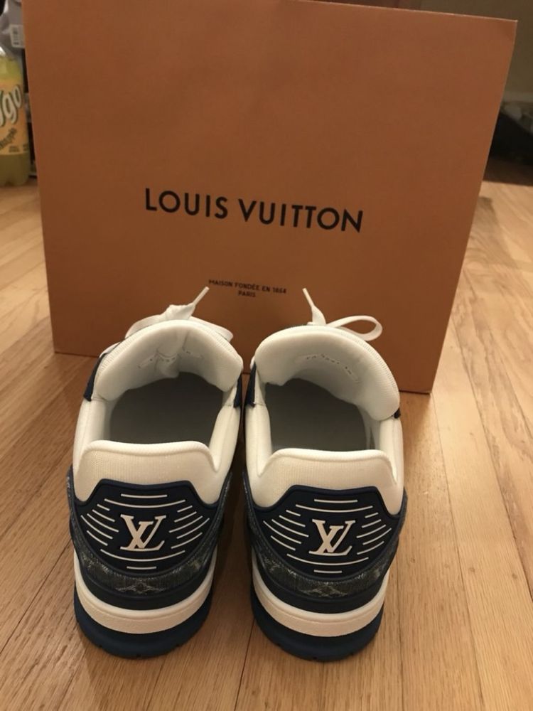 Louis Vuitton Trainer White Blue
