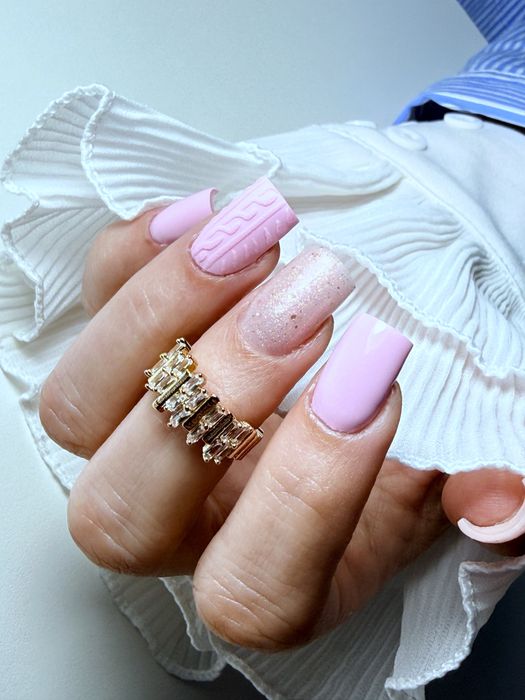 Stylizacja paznokci Paznokcie żelowe