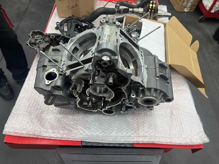 MOTOR KTM 1290 SUPER ADVENTURE R 2015 Nº 7 -6 0 7*1 3 4 5 9*