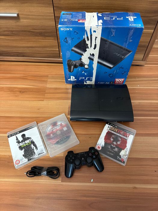 Najtaniej Ps3 Super slim 500GB Pudelko pad Gry + kabel. Okazja zadbana