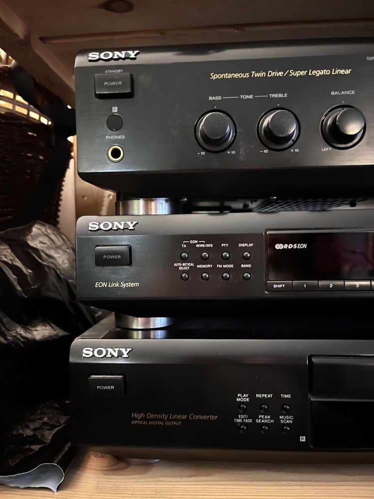 Wieża Sony czarna