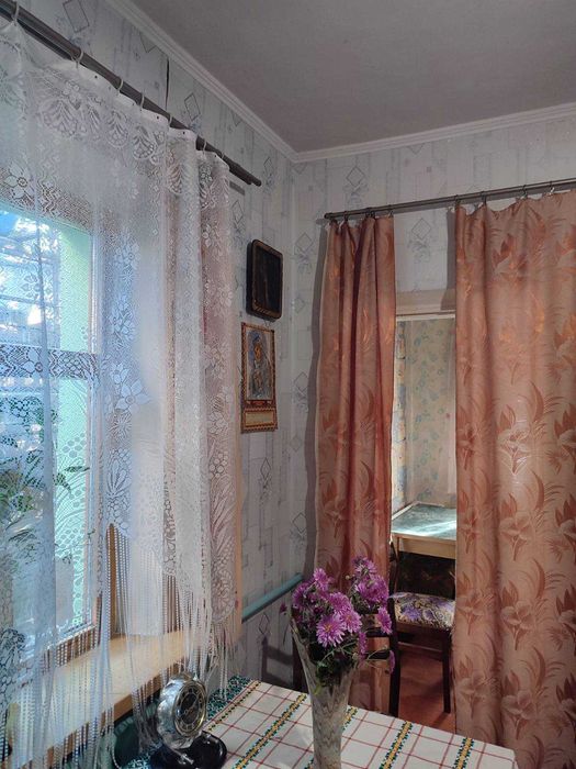 Продам будинок на Мирному