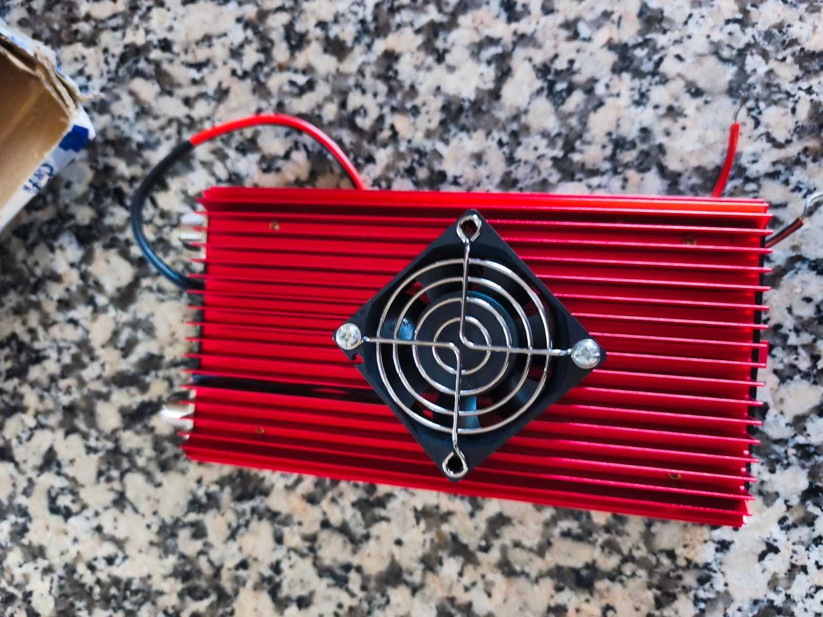 Vendo Amplificador de potência RTXBVG 300 Plus