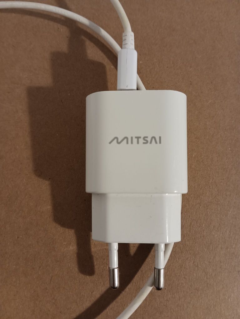 Carregador branco Mitsai microusb