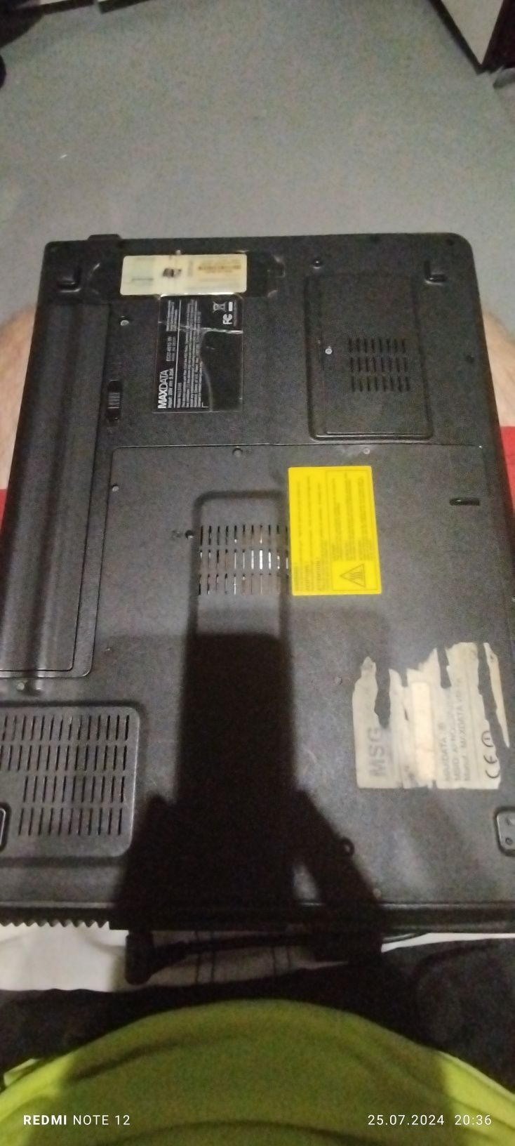 laptop  MAXDATA Windows 10