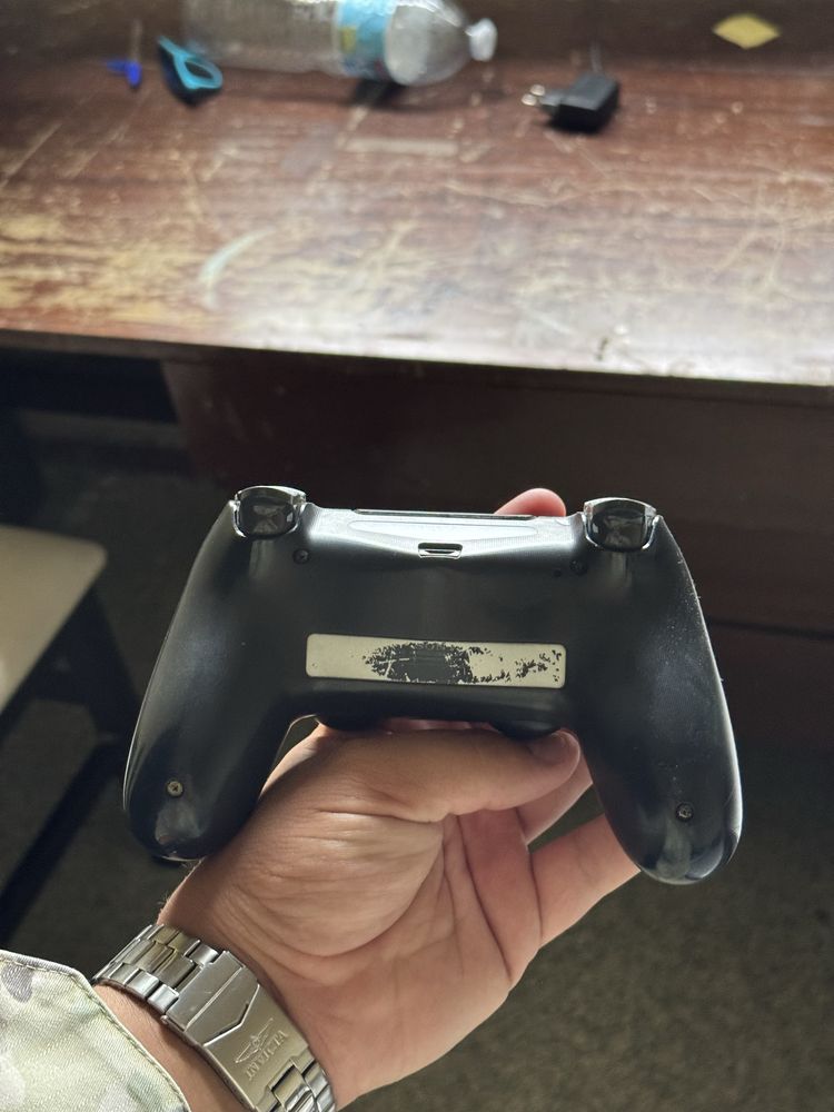 Comando PS4 Com Ligeiro Drift