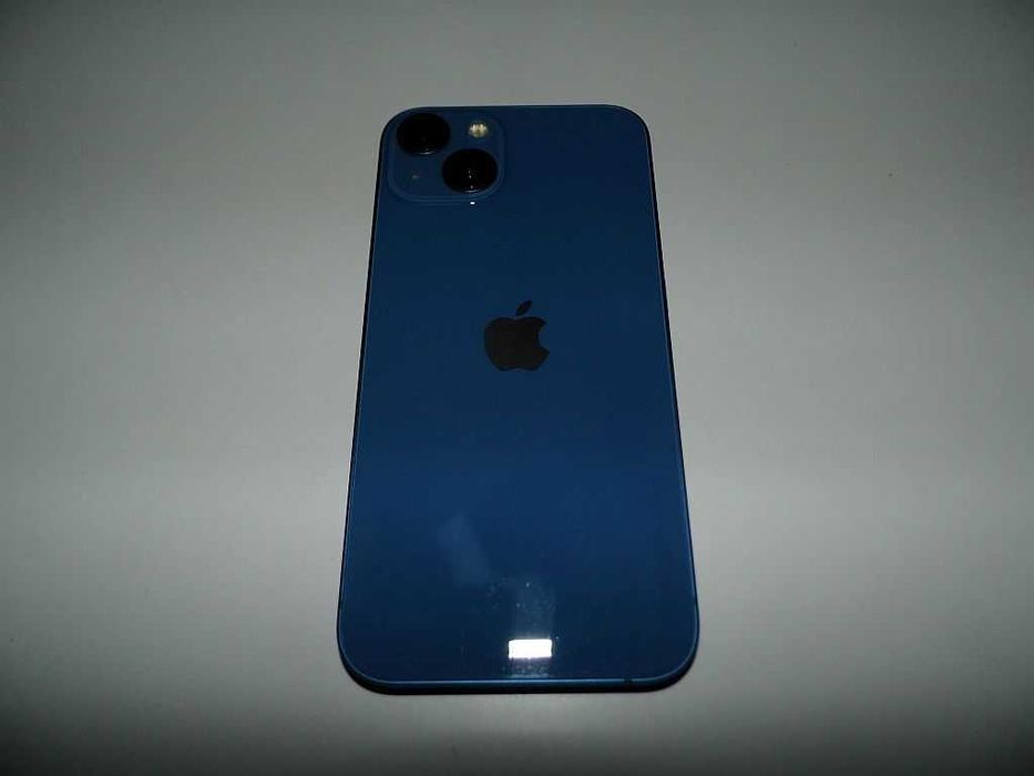 Smartfon Iphone 13 128Gb Kolor niebieski. Stan bardzo dobry