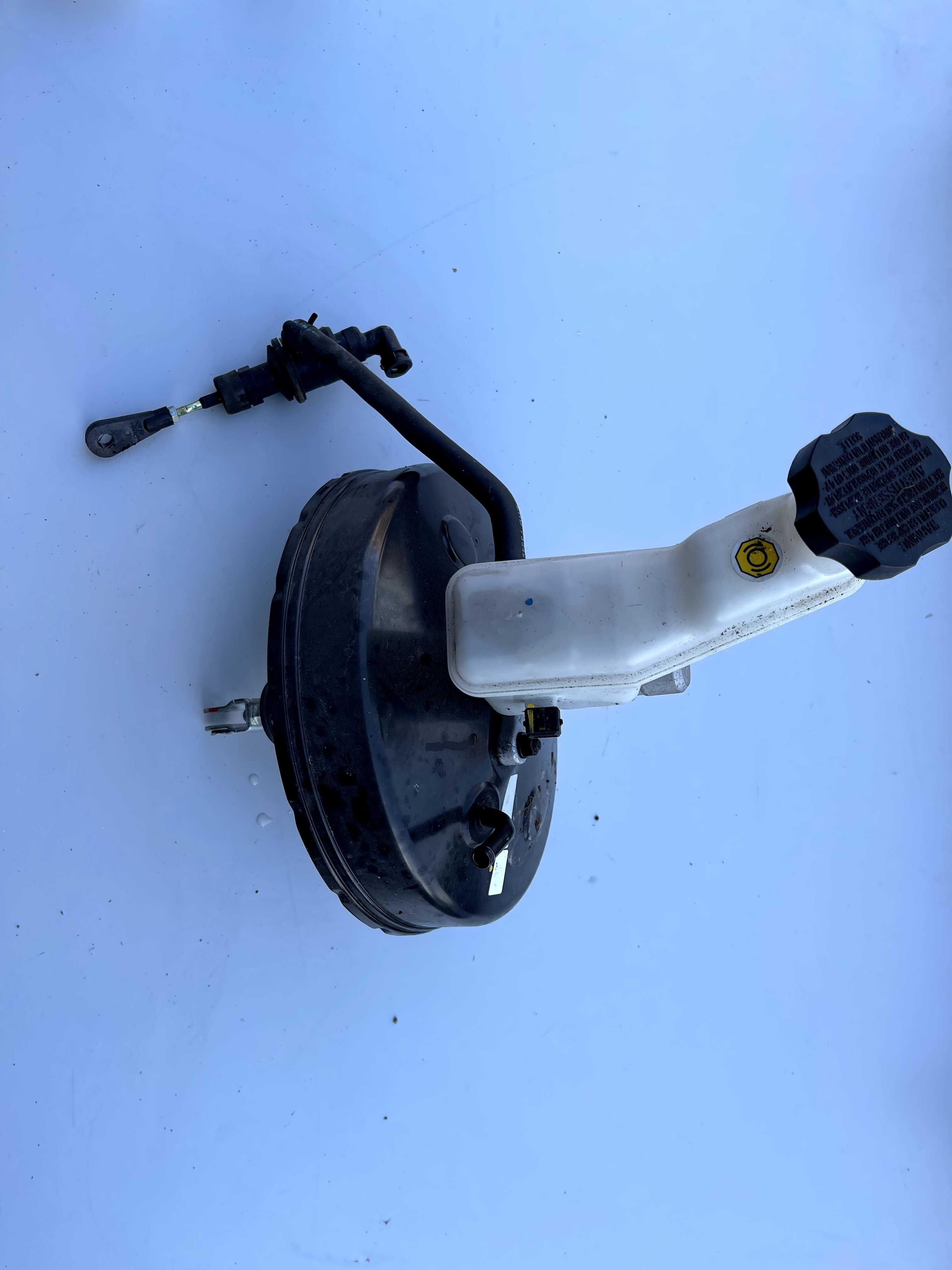 Serwo Hyundai ix35 12-