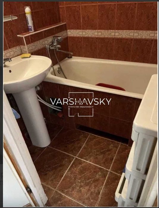 Продаж 3-х кімн.квартири Виноградарь пр-к Квітневий,3 ТРЦ Ретревіль