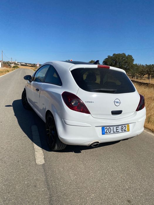 Opel Corsa Black edition