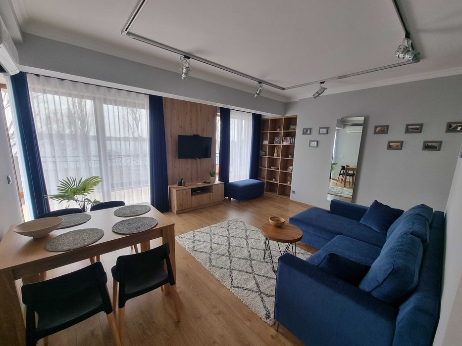 “WIDOKÓWKA” Ekskluzywny apartament z widokiem na jezioro Ełk.