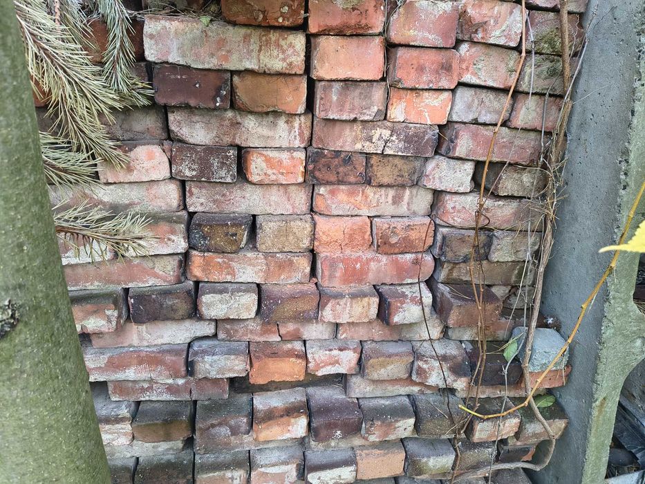 Cegła rozbiórkowa - stara