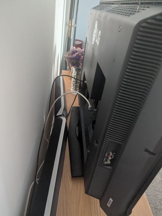 Televisão LG e DVD Sony