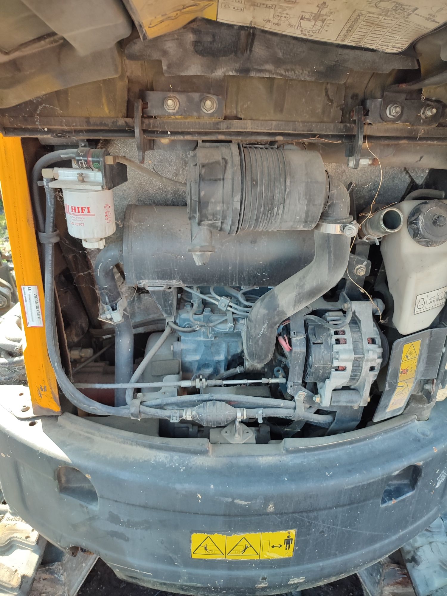 Mini koparka bobcat e26 rok 2014 uszkodzona