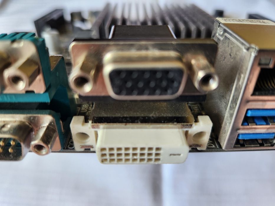 Tania Płyta Główna mini ITX Win10x86