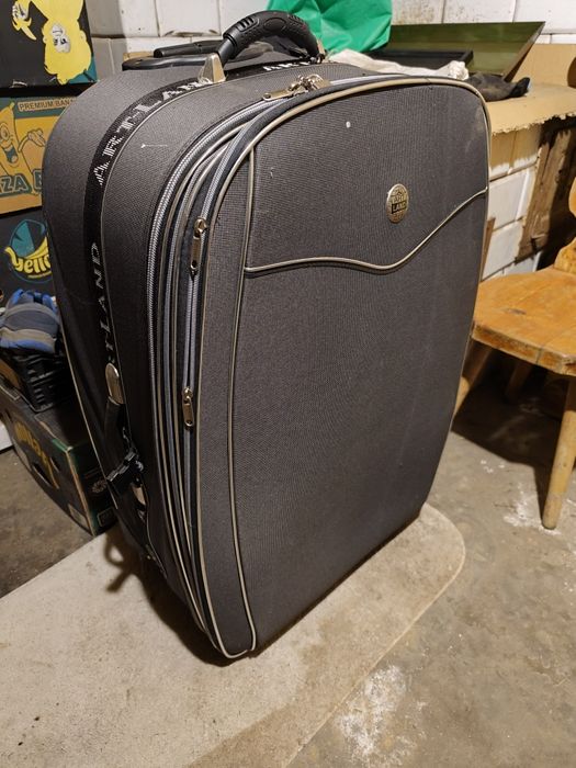 #Mega duża walizka tylko 30 złoty #