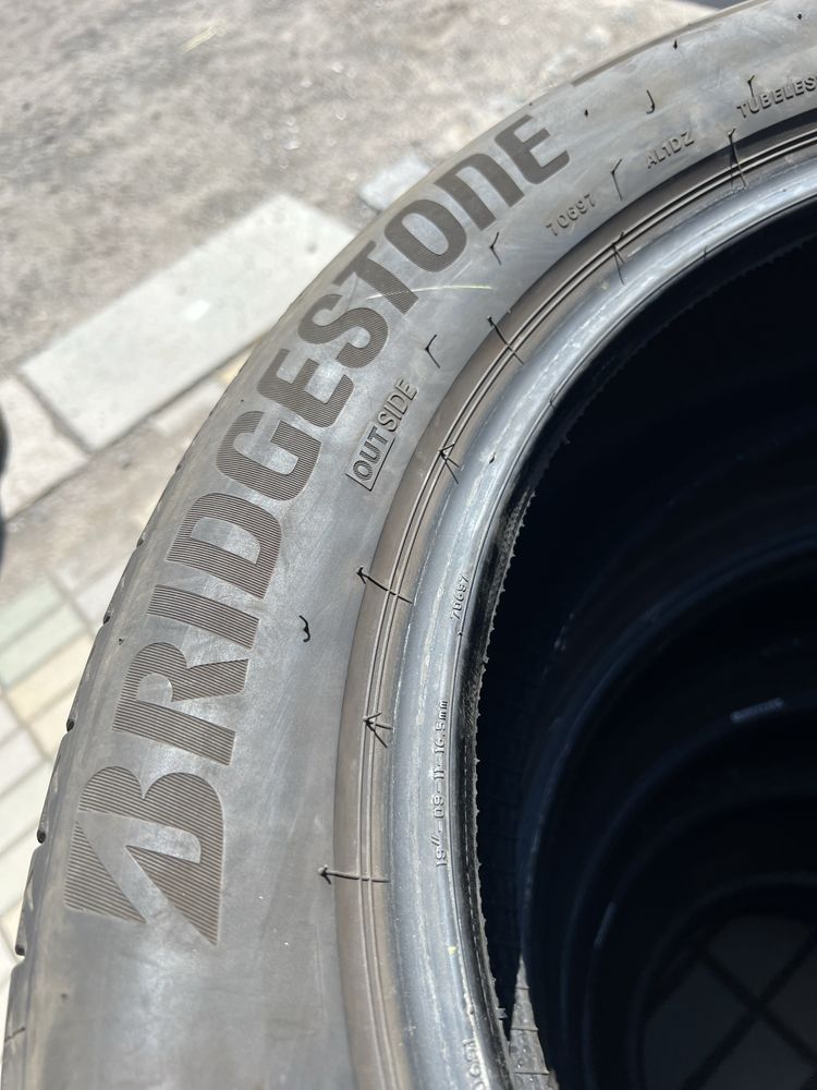 Шини 245/50/19 bridgestone; комплект літні; склад R19