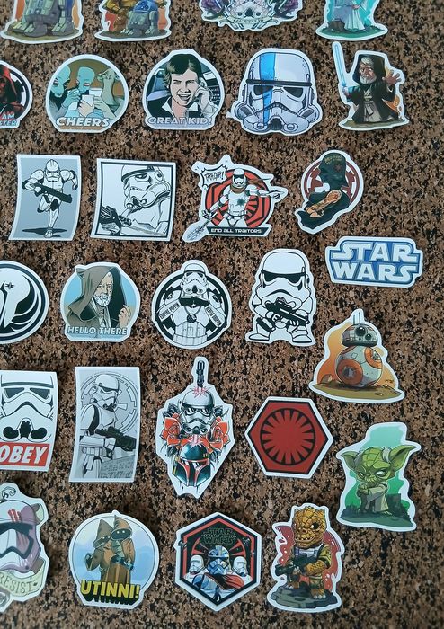Lote de 90 autocolantes Star Wars