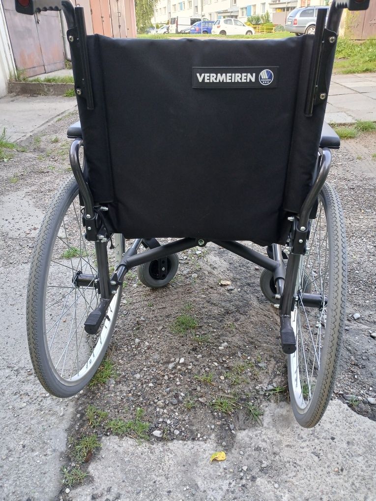 Wózek dla osoby niepełnosprawnej