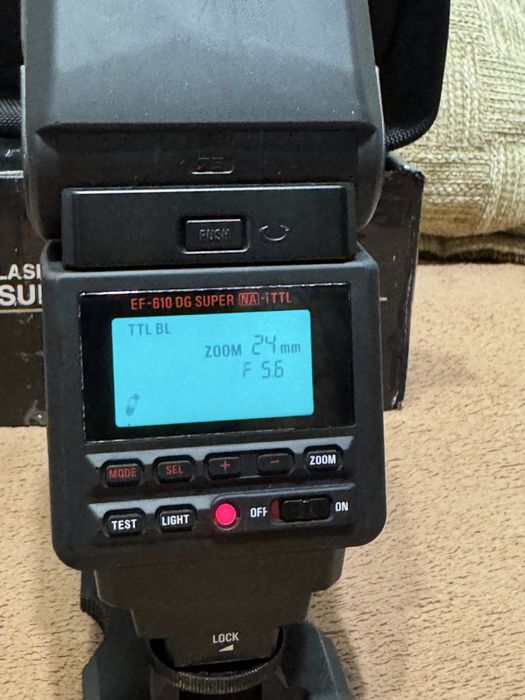 Вспишка, фотоспалах EF-610 DG ST Nikon