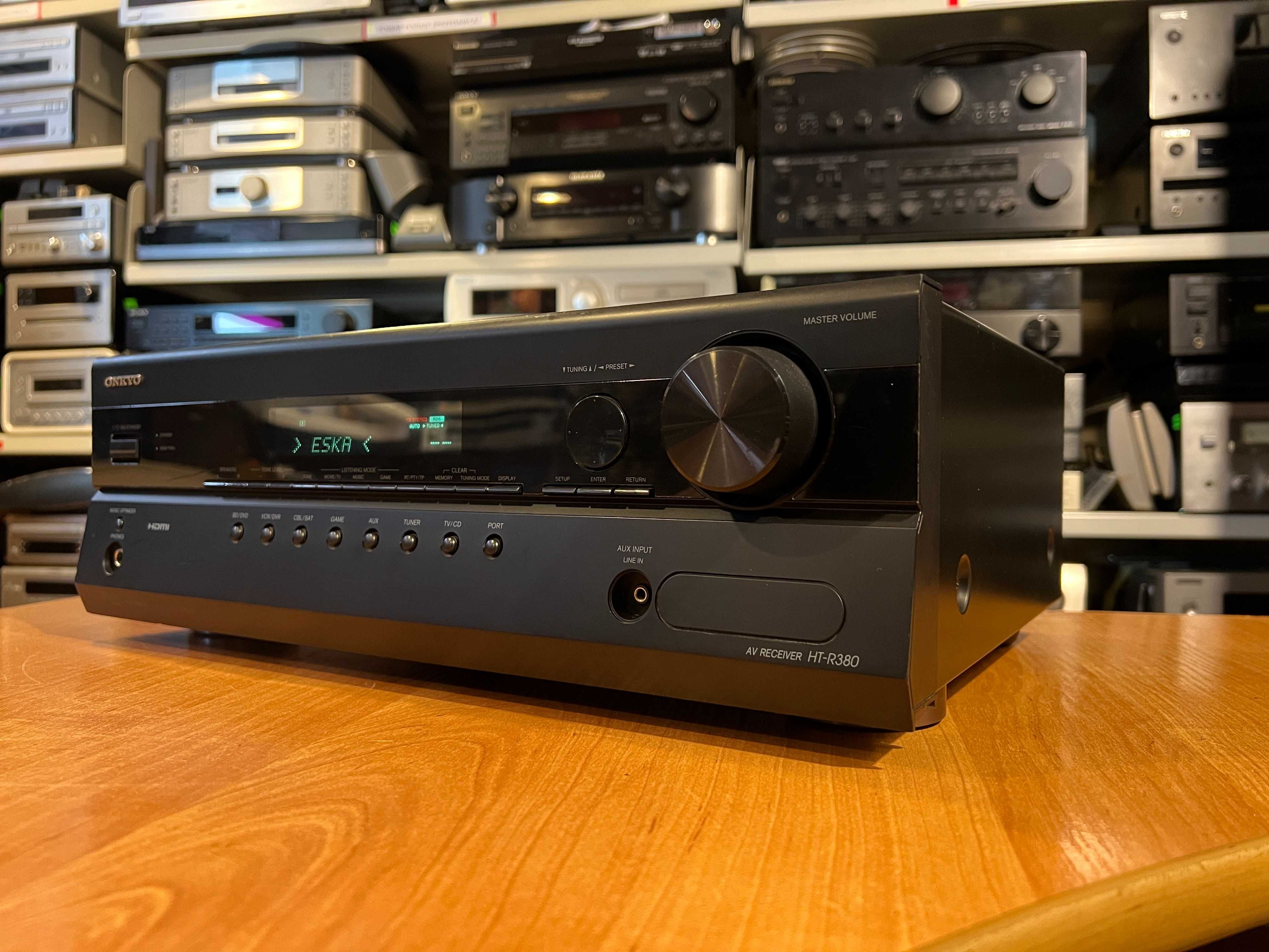 Amplituner Onkyo HT-R380 Audio Room
