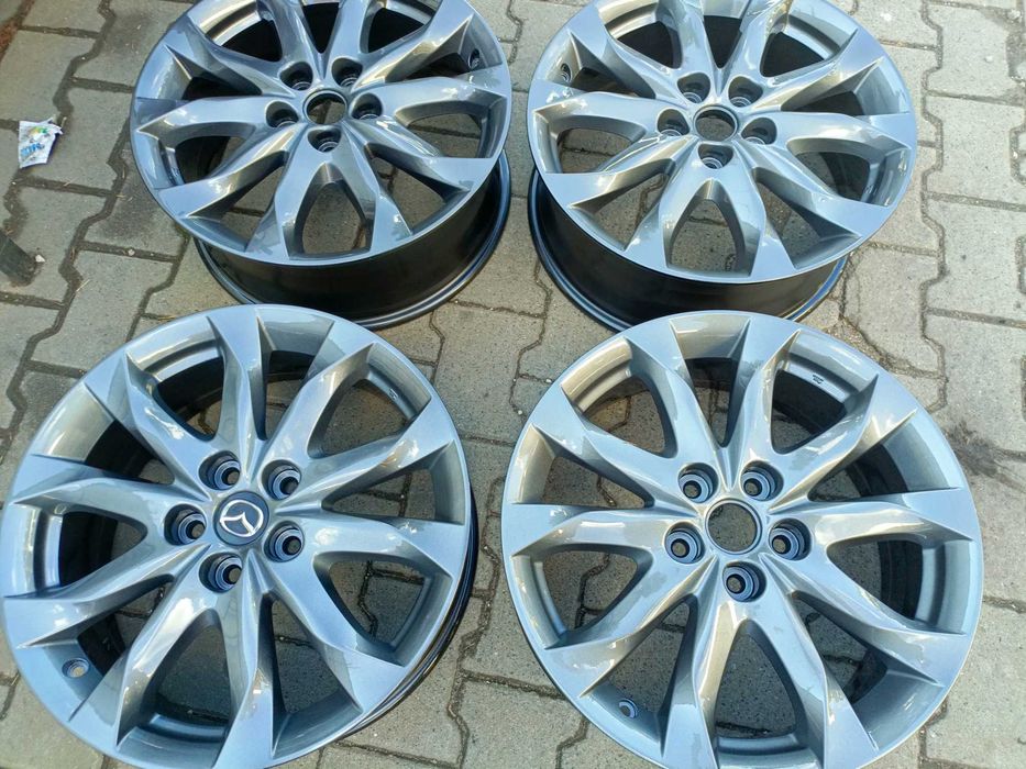 felgi aluminiowe Mazda 7jx18 et50 5x114,3 jak NOWE