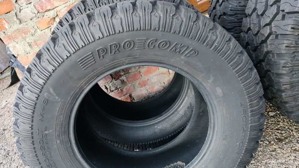 Шини Pro Comp Xtreme A/T Розмір 37/13,5 R20