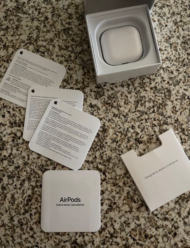 Airpods 4 novos sem uso