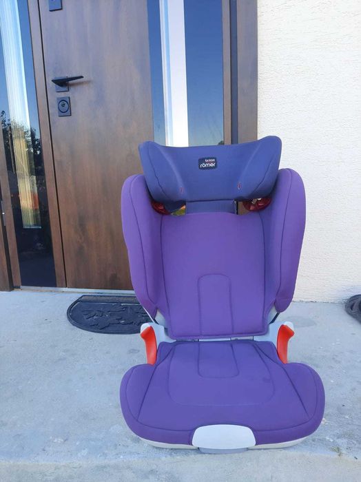 Продам дитяче автокрісло Britax-Romer Kidfix 15-36кг, система ISOFIX