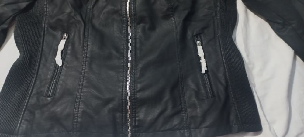 Куртка кож.зам.новая, но без бирки. Размер 50-52