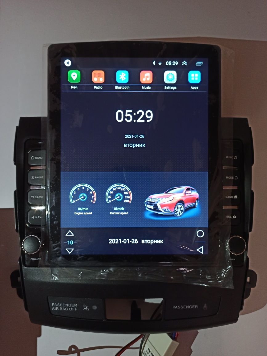 Магнитола штатная Rocford Android 9.1 2ГБ Mitsubishi Outlander XL