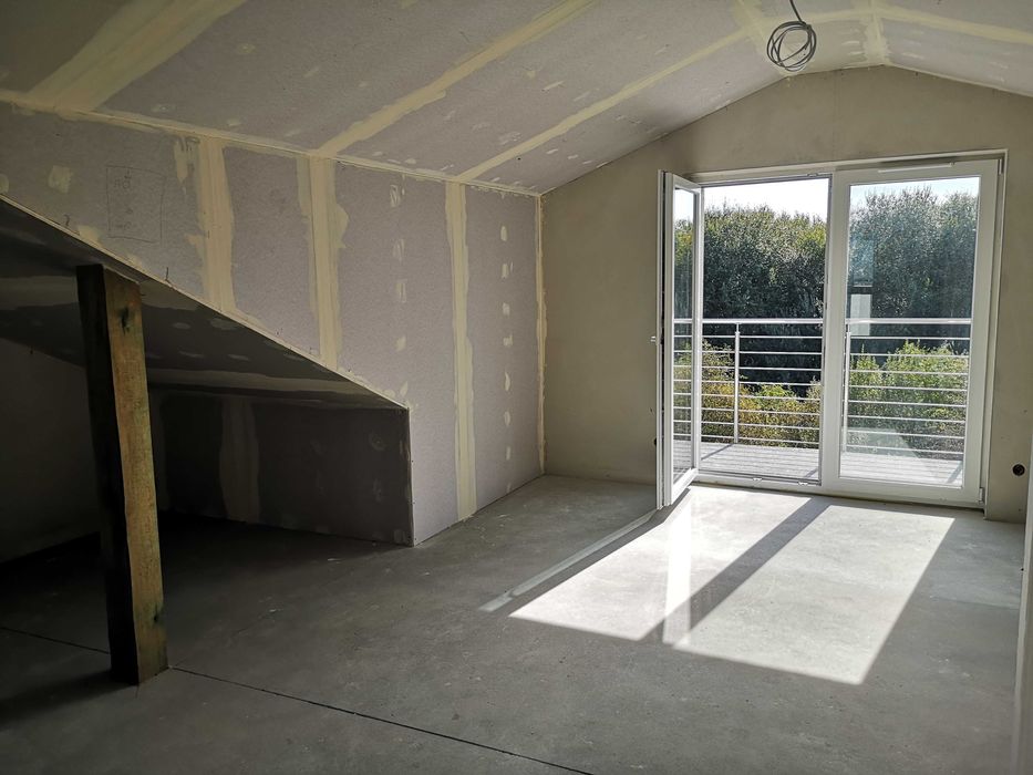 Piętro domu z poddaszem 118,52m2(oddzielne 2 mieszkania)ogródek -2%PCC