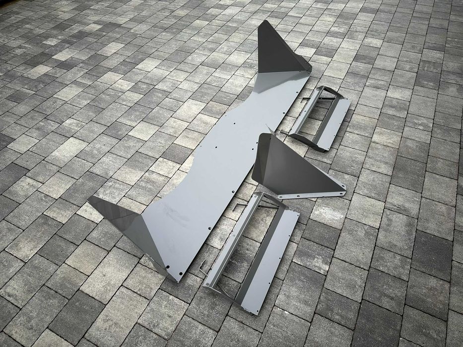 Półka doprowadzająca, rozdzielacz plew Claas Lexion 670-640, 760-780