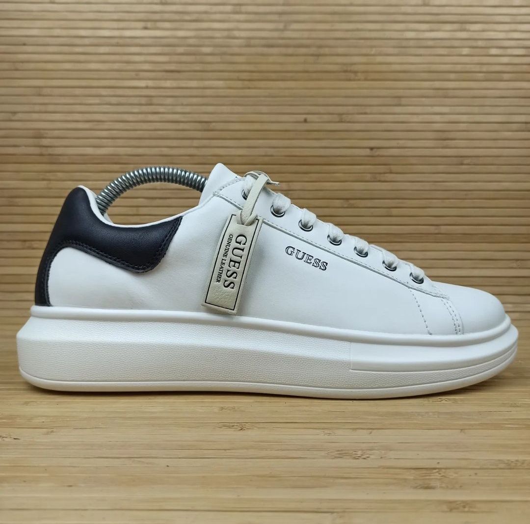 Шкіряні кросівки GUESS  43 / 45 / 46